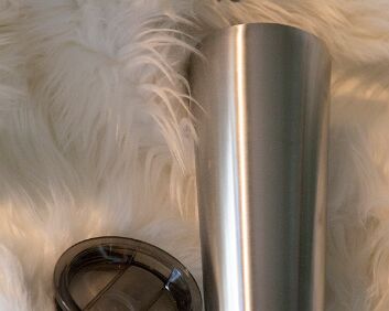 24oz Traditional stainless steel cup, showing lid, double wall-vacuum seal insulation, BPA free